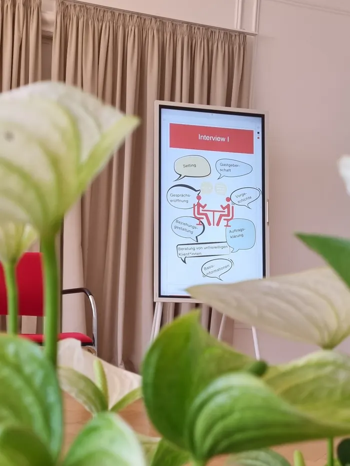Flipchart-Skizze im Seminar Diagnosen, systemisch gesehen – Ausbildung Systemische Therapie am ABIS Leipzig